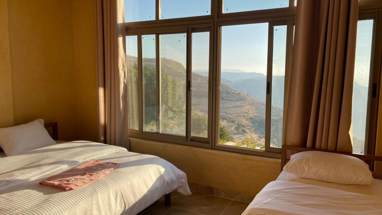 Wild Dana Eco Lodge- Hotel-Eco-Camp Екстериор снимка