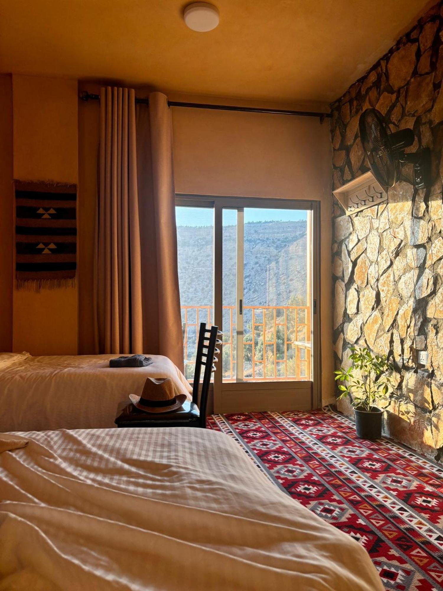 Wild Dana Eco Lodge- Hotel-Eco-Camp Екстериор снимка